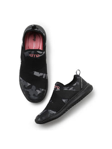 Amp Women’s Knitted Slip-On Sneakers AW008-BLACK
